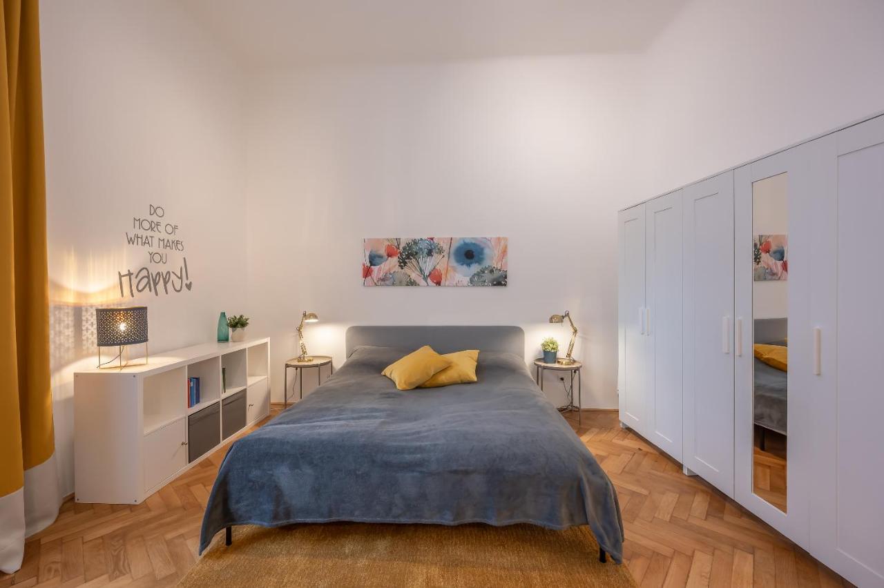 Cosy City Center Apartment เวียนนา ภายนอก รูปภาพ